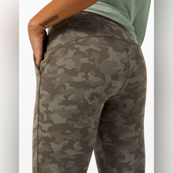 Lululemon Ready to Rulu Jogger - Picture 5 of 13